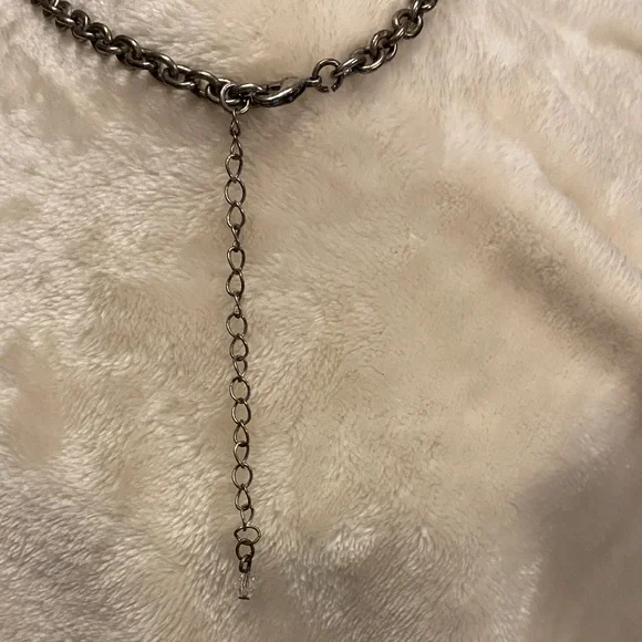 🌸 oxidized silver tone statement necklace with abalone shell discs - Picture 5 of 6